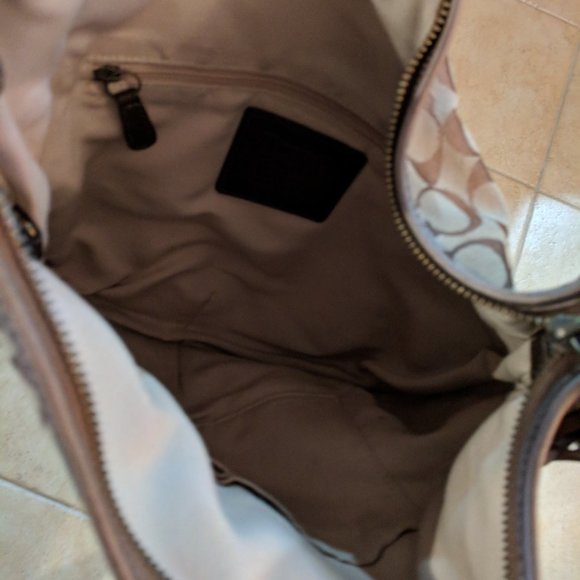 Coach Pre-Owned Brown Monogram Hobo With Gold Snak - Picture 4 of 4